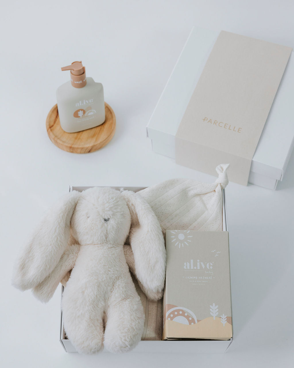Darling Darcey & Me by Parcelle – luxury hamper with signature presentation, gourmet inclusions — Australia‑wide delivery