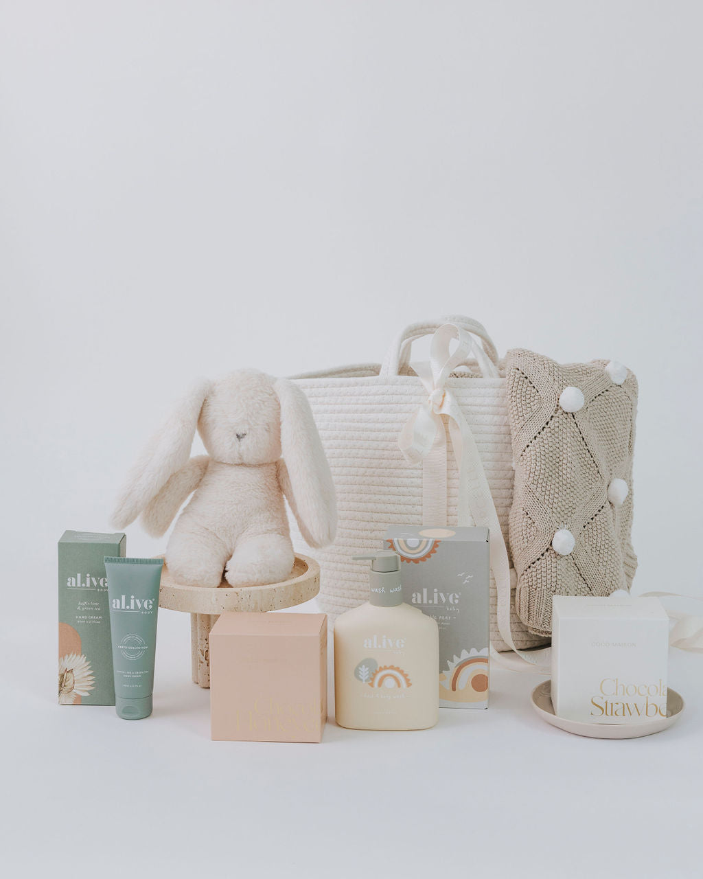 Divine Little Darcy Bundle Hamper by Parcelle – luxury hamper with signature presentation, gourmet inclusions — Australia‑wide delivery