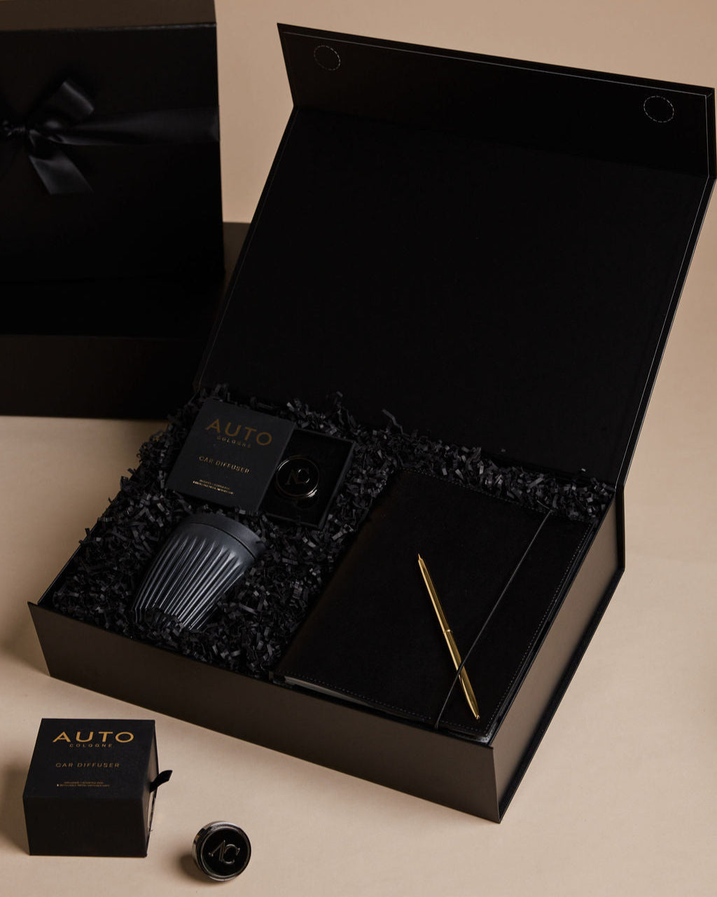 Parcelle| Luxury car handover gift set with branded journal for dealerships