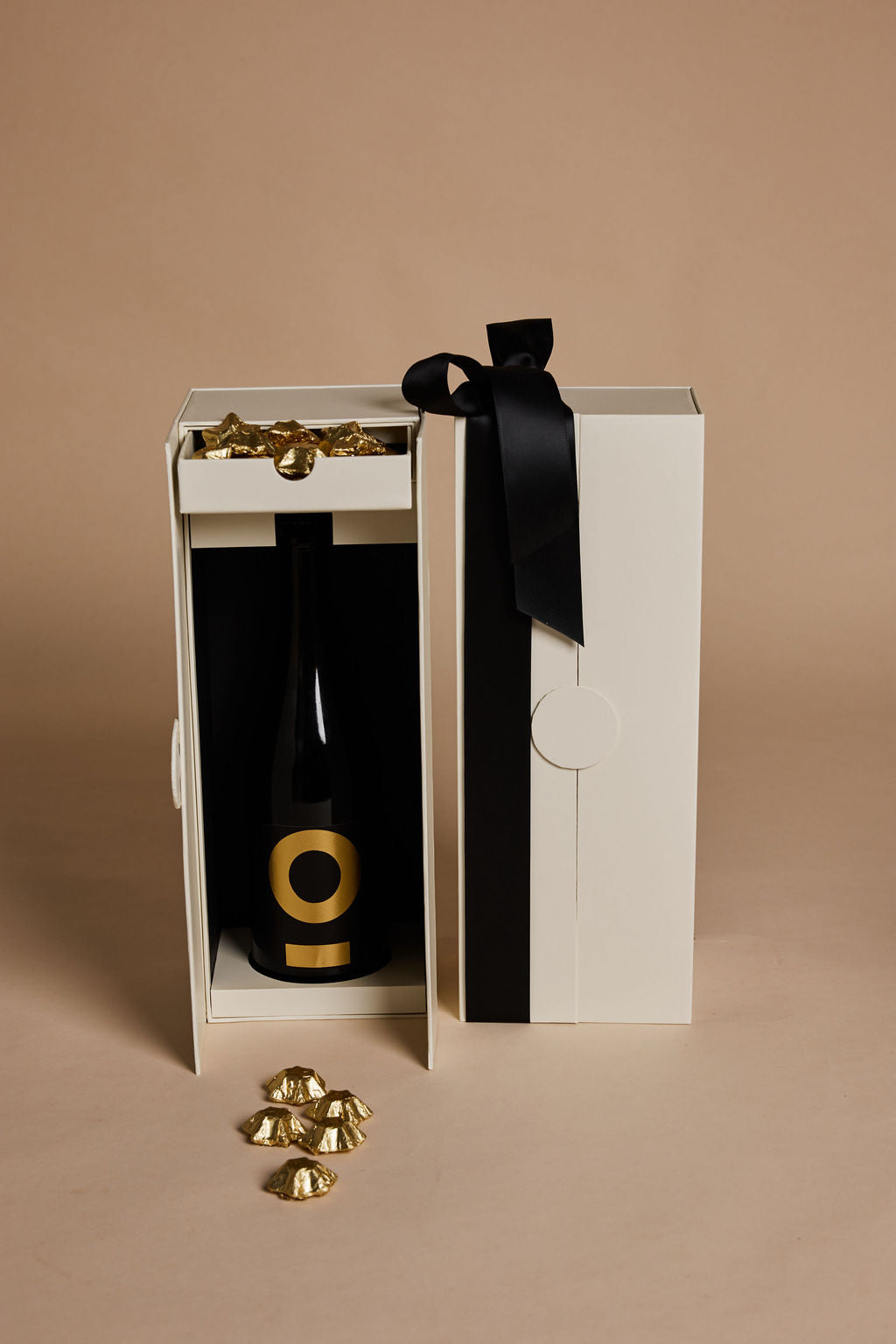 Parcelle | Cruise & Bubbles – Prosecco Cellar Box with Chocolates