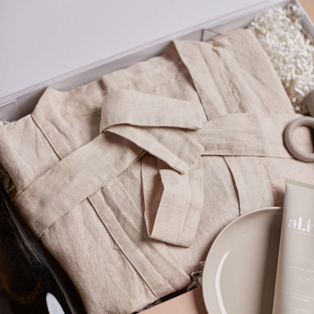 The Posh Edit by Parcelle – luxury hamper with signature presentation, gourmet inclusions — Australia‑wide delivery