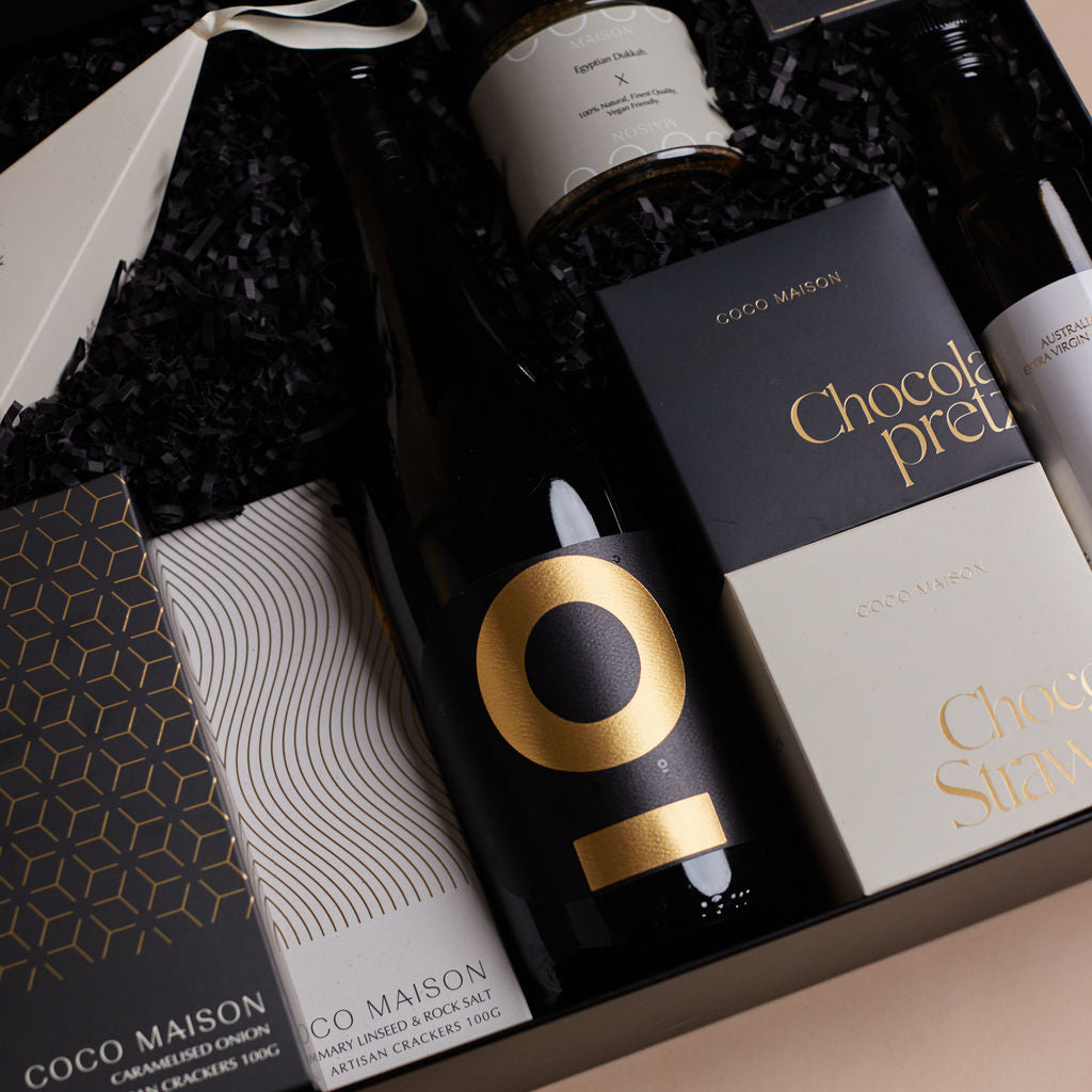The Gourmet Traveller by Parcelle – luxury hamper with artisan crackers, Egyptian dukkah, Australian olive oil — Australia‑wide delivery