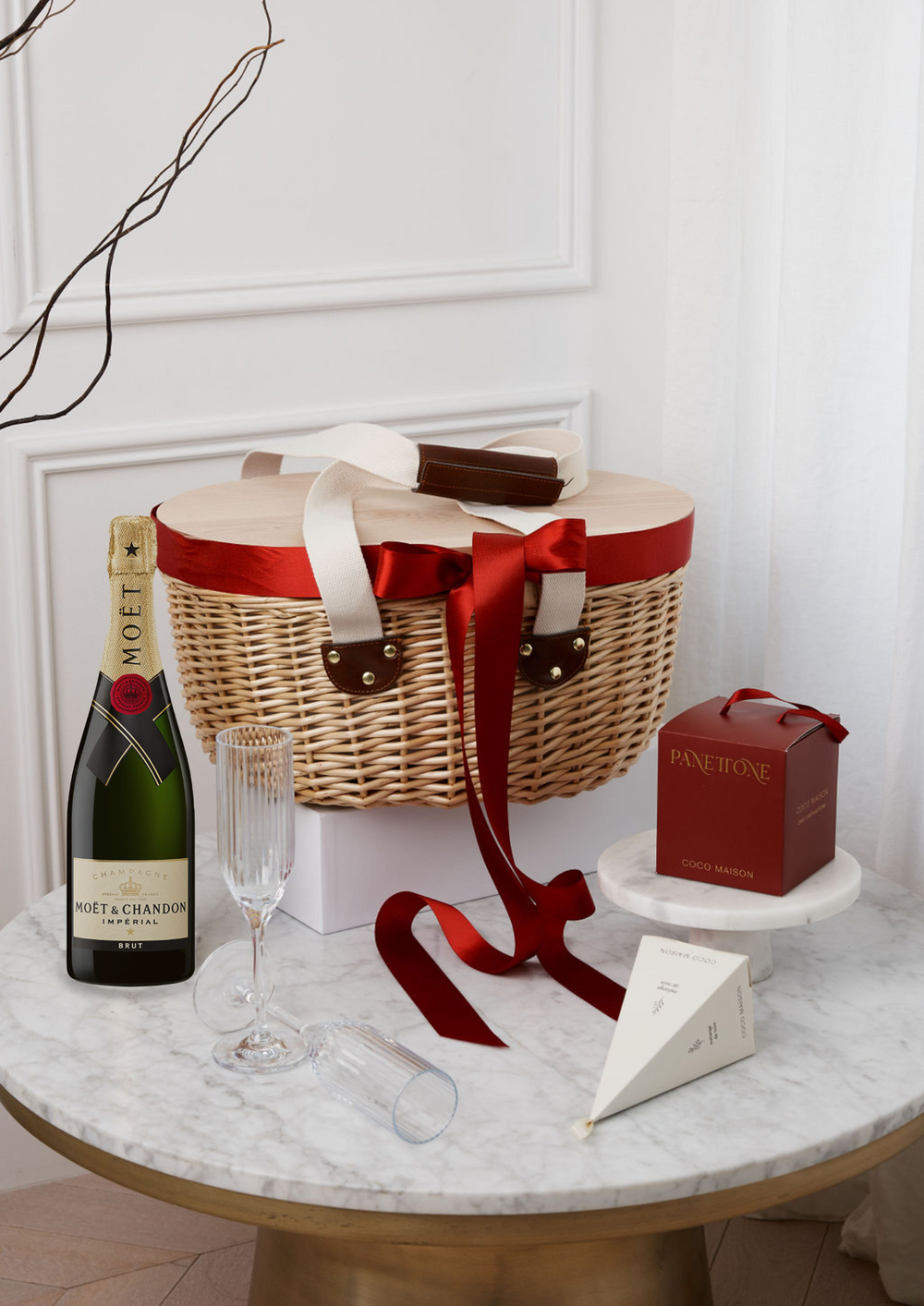 Christmas Decadence with Moët Oval Basket