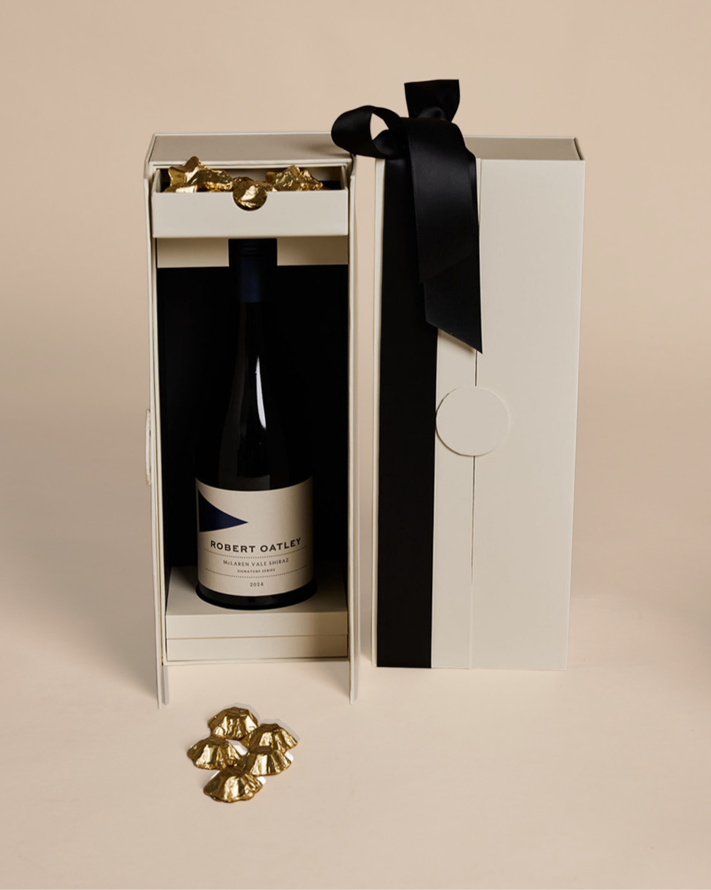 Parcelle | Parcelle Oatley Red Christmas Cellar featuring Robert Oatley Signature Series Shiraz and Belgian gold star chocolates in a luxury double-door cellar gift box.