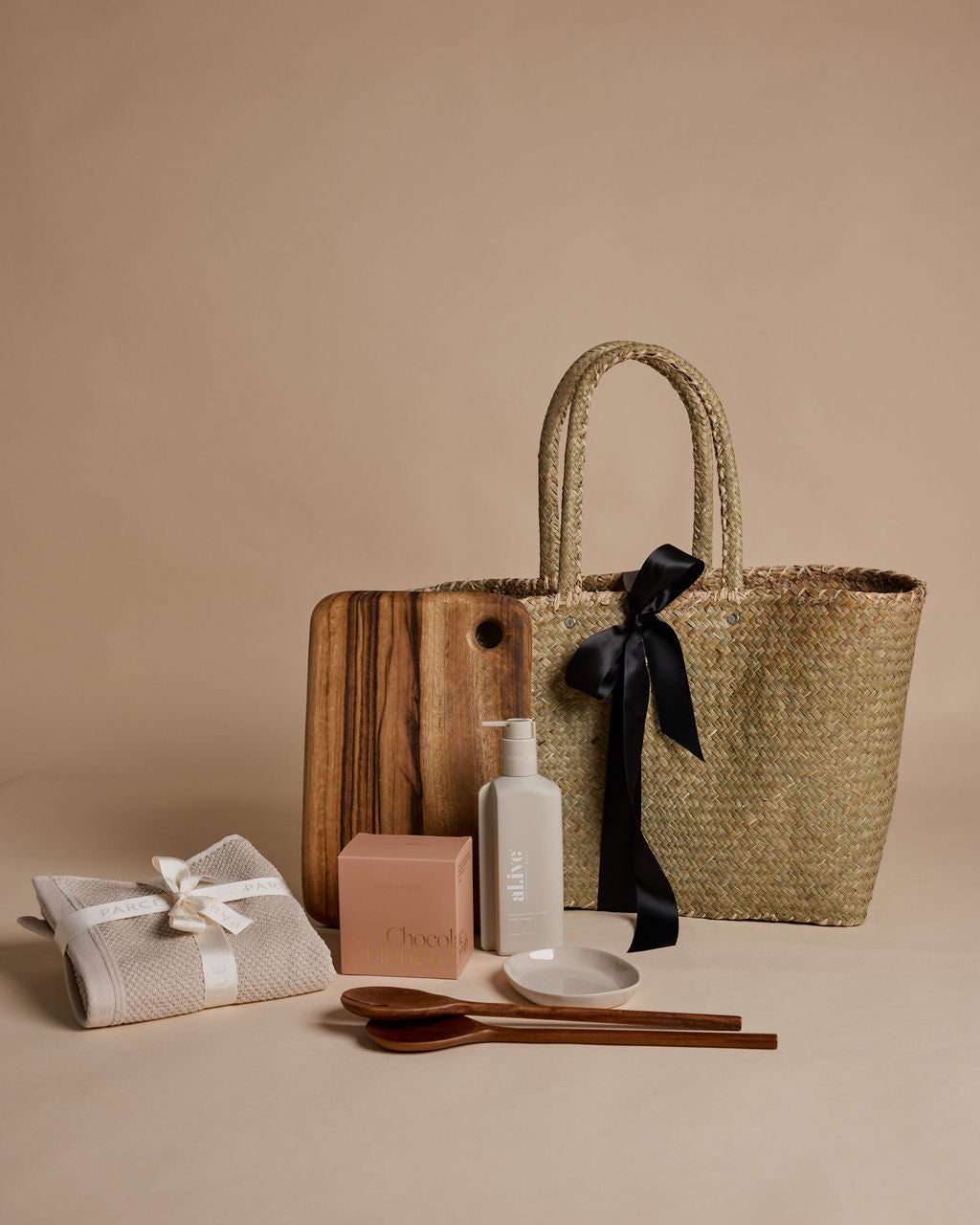 The Housewarming Harmony Market Tote by Parcelle – luxury gift tote with signature presentation, gourmet inclusions — settlement gifts, Australia‑wide delivery