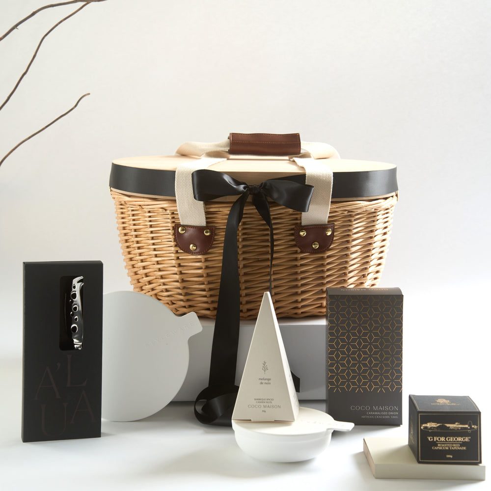 Parcelle | A Posh Picnic Gift | Beautiful Picnic Wicker Basket Gift for them